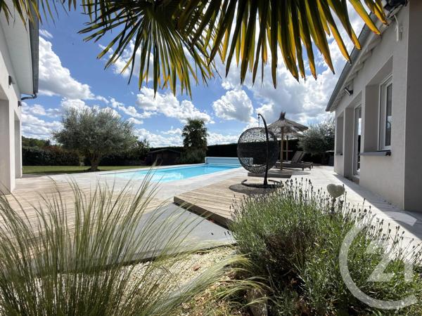 Maison à vendre  5 pièces - 140,21 m 2   CHASSENEUIL  - 36