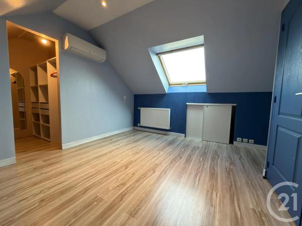 Maison à vendre  5 pièces - 140,21 m 2   CHASSENEUIL  - 36