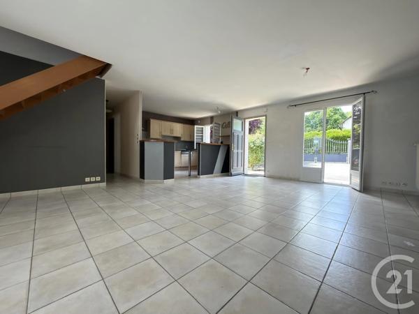 Maison à vendre  5 pièces - 140,21 m 2   CHASSENEUIL  - 36