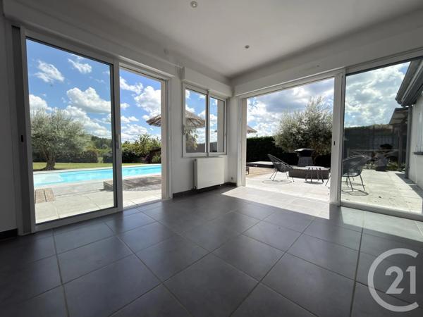 Maison à vendre  5 pièces - 140,21 m 2   CHASSENEUIL  - 36