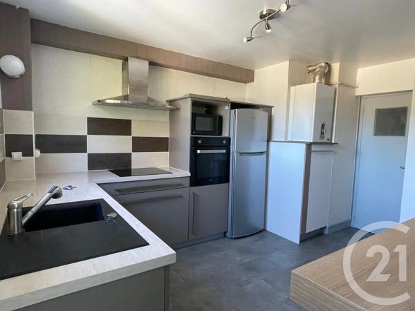 Appartement F3 à vendre  3 pièces - 73,90 m 2   FOUGERES  - 35