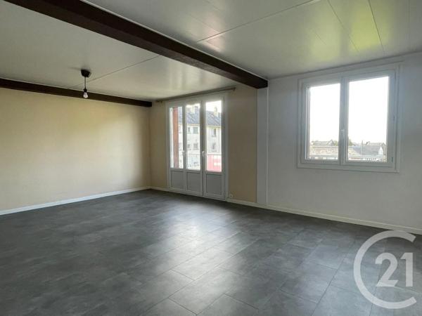 Appartement F3 à vendre  3 pièces - 73,90 m 2   FOUGERES  - 35