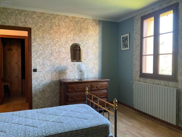 Maison à vendre à Gourdon dans le Lot (46300), ref : 46041/349