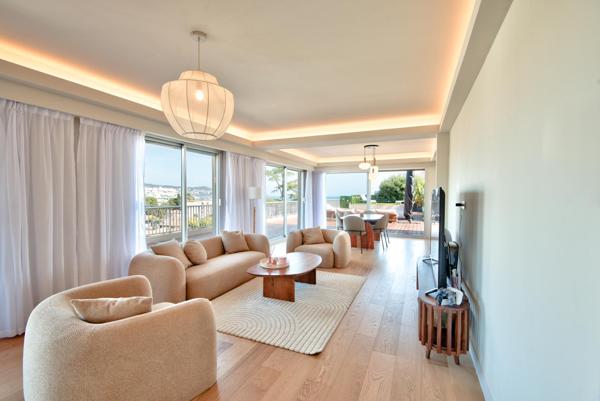 Appartement F4 à vendre  4 pièces - 150,05 m2 NICE - 06