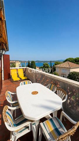 Vente Appartement 2 pièces de 65m² - 83150 Bandol
