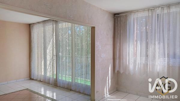 Appartement à vendre 4 pièces 77 m² Buc