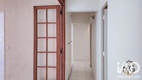 Appartement à vendre 4 pièces 77 m² Buc