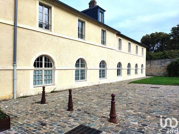 Location appartement 2 pièces 42 m² Compiègne