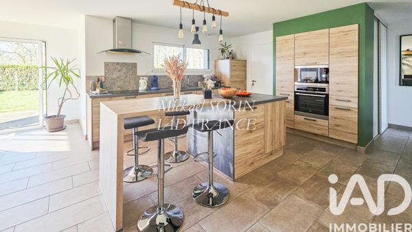 Maison à vendre 5 pièces 88 m² La Chaize-le-Vicomte