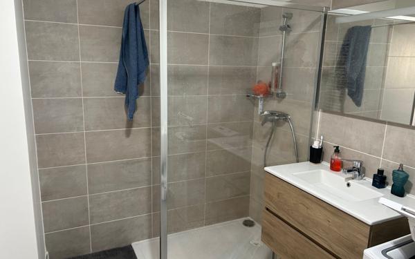 Appartement à vendre    2 pièces • 46,70 m2 Nîmes