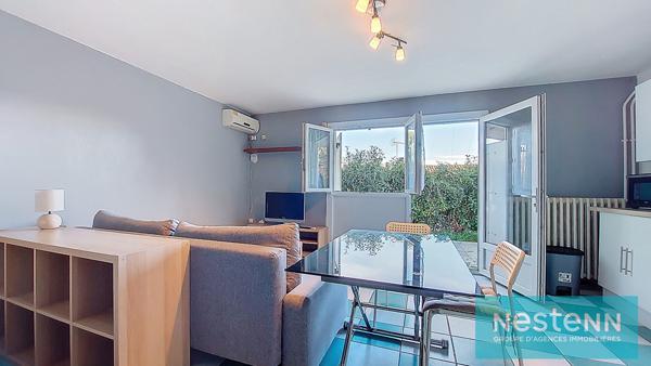 Spécial investisseur : St-Mitre les Remparts, Immeuble loué (8 lots)