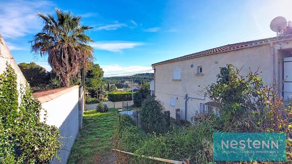 Spécial investisseur : St-Mitre les Remparts, Immeuble loué (8 lots)