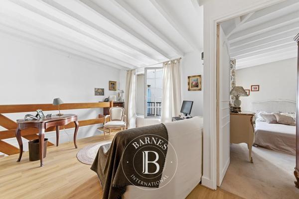 Paris 3ème, Appartement 1 Chambre -  67 m² à vendre