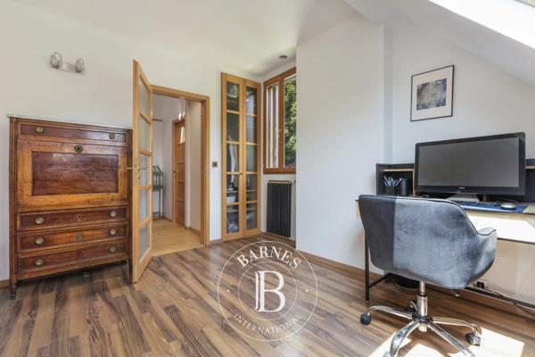 Bièvres, Maison 4 Chambres -  260 m² à vendre