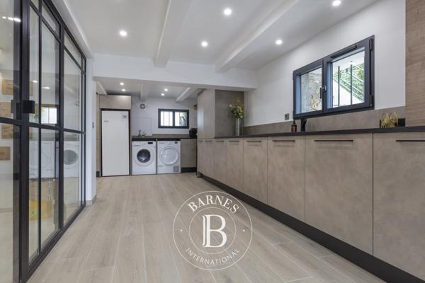 Bièvres, Maison 4 Chambres -  260 m² à vendre