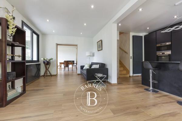 Bièvres, Maison 4 Chambres -  260 m² à vendre