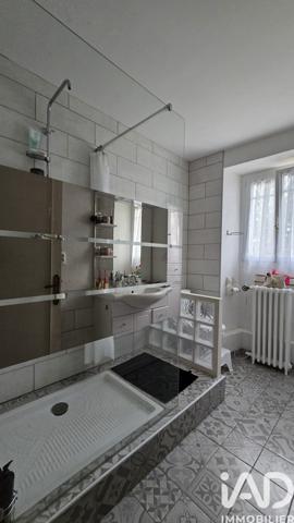 Maison à vendre 7 pièces 195 m² Fontaine-les-Grès