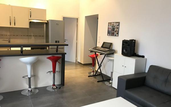 Appartement à louer    3 pièces •  Graveson