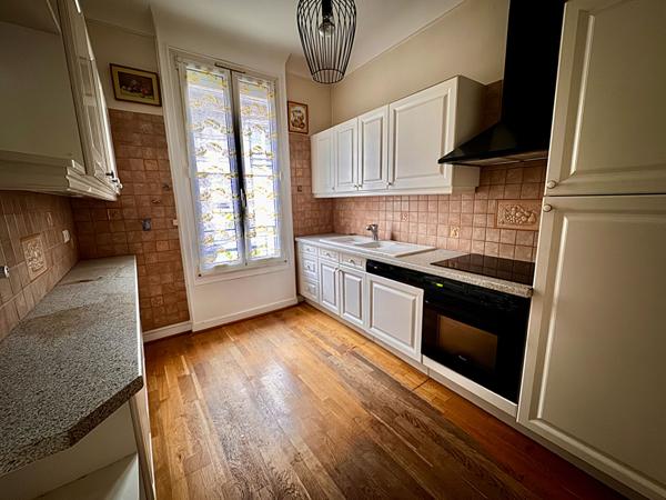 Maison Fontenay-sous-Bois 2/3 pièce 53.31 m2