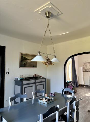Maison de caractère avec dépendances et jardin