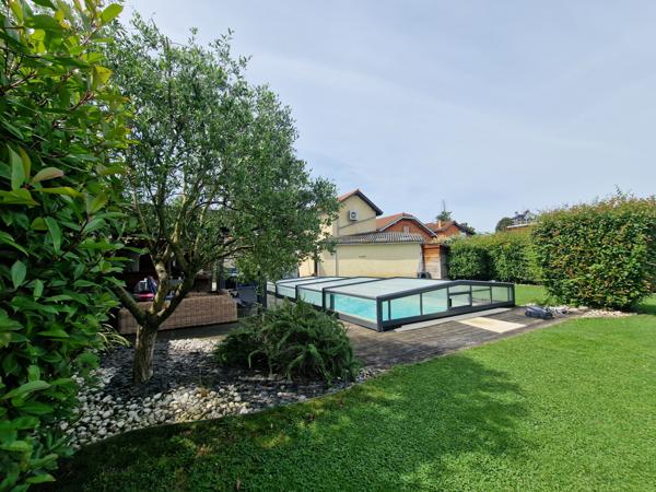 Villefranche-sur-Saône (69400) Maison quartier pavillonnaire dans un cadre verdoyant et paisible