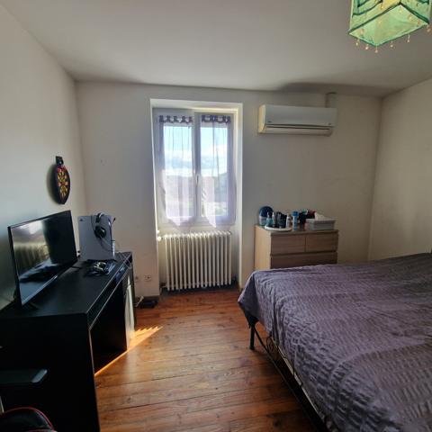 Villefranche-sur-Saône (69400) Maison quartier pavillonnaire dans un cadre verdoyant et paisible