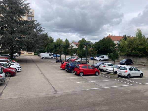 Studio meublé 27 m2 quartier Montchapet