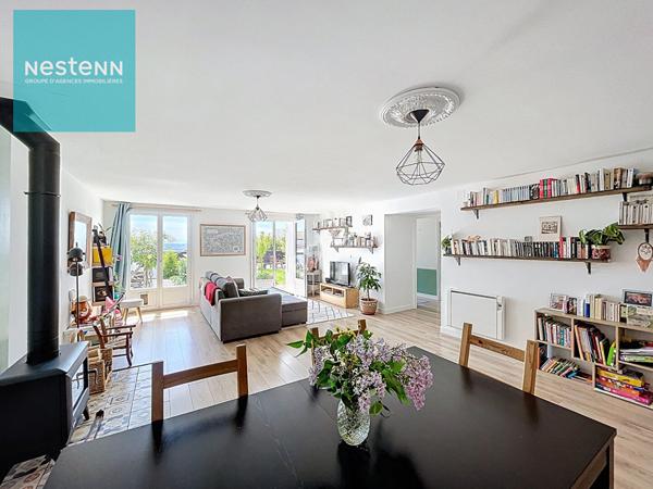 Maison de village rénovée, 196m², 5 chambres, jardin vue Pyrénées et garage, 5 min Villefranche de Lauragais