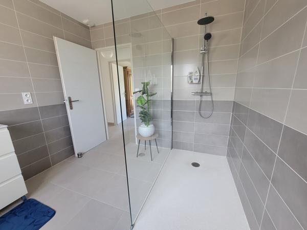 Construction neuve 2 chambres sur grand terrain toutes garanties