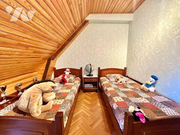 EXCLUSIVITE TRENTE CINQ NOTAIRES !! Au c?ur d'un hameau en sortie de Bruz, venez découvrir ce b...