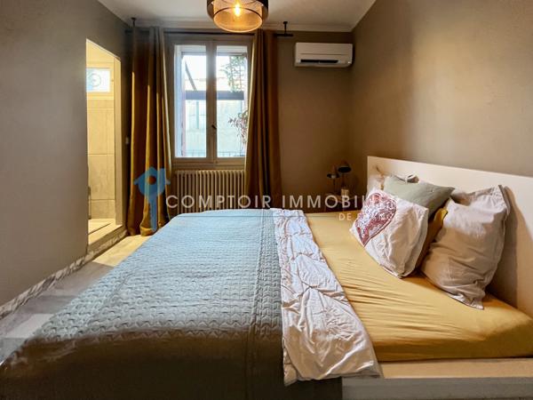Appartement
                                                                                                                                                                                                                                                                                                                        4 pièce(s)                                                                                                                                                                                                          2 chambre(s)                                                                                                                                                                                                          102.89  m²