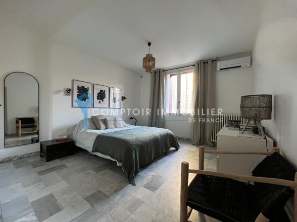 Appartement
                                                                                                                                                                                                                                                                                                                        4 pièce(s)                                                                                                                                                                                                          2 chambre(s)                                                                                                                                                                                                          102.89  m²