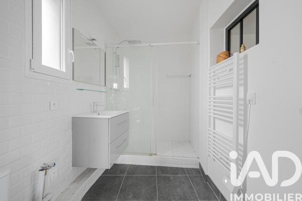 Appartement à vendre 2 pièces 56 m² Asnières-sur-Seine