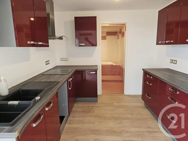Maison à vendre  9 pièces - 206,94 m 2   PERRIGNY  - 39