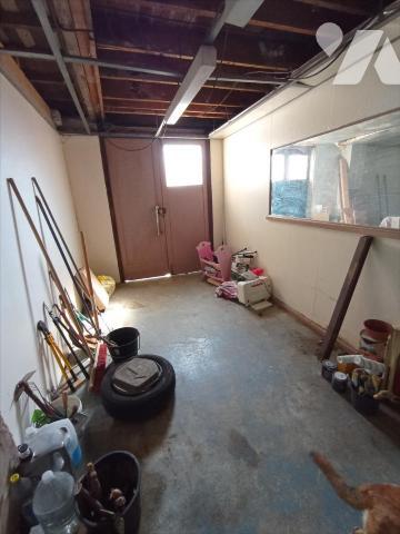 Centre-ville de Condé sur Noireau , à rénover une maison d'habitation de plain pieds d'environ ...