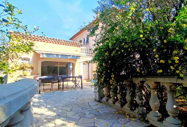 Immobilier Fréjus (83600) – Maison 160m2 – 650 000 €