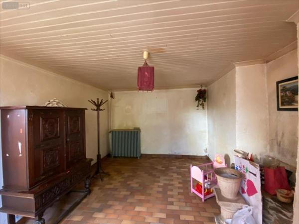 Maison à vendre à Reilhac dans le Cantal (15250), ref : 15061-995686