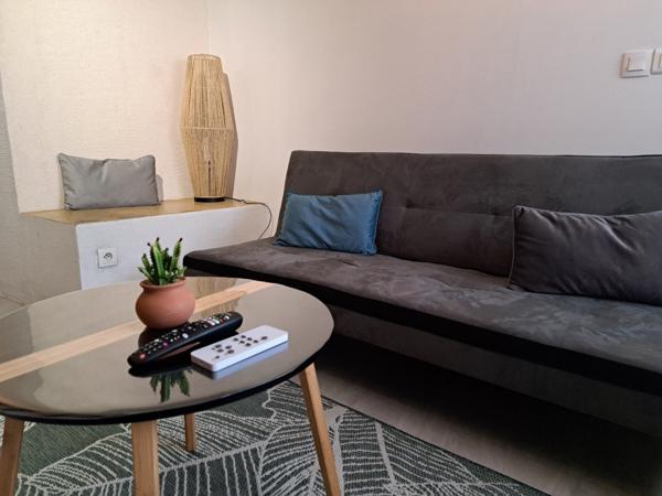 T2 MEUBLE CHEMIN DES AMOUREUX