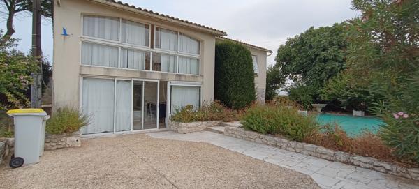 MAISON PROCHE MER HORS LOTISSEMENT AVEC TERRAIN