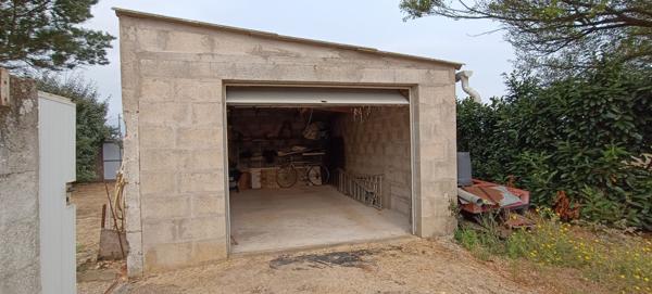 MAISON PROCHE MER HORS LOTISSEMENT AVEC TERRAIN