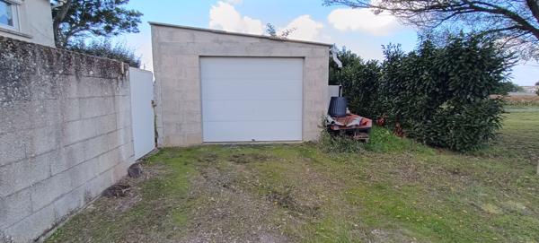 MAISON PROCHE MER HORS LOTISSEMENT AVEC TERRAIN