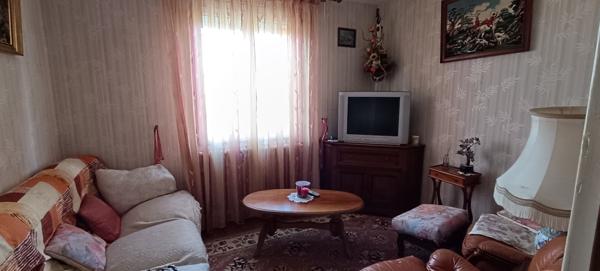 MAISON PROCHE MER HORS LOTISSEMENT AVEC TERRAIN