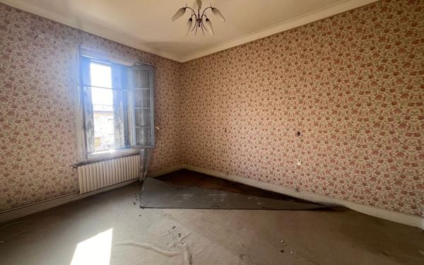 Maison à vendre    5 pièces •  Milhaud