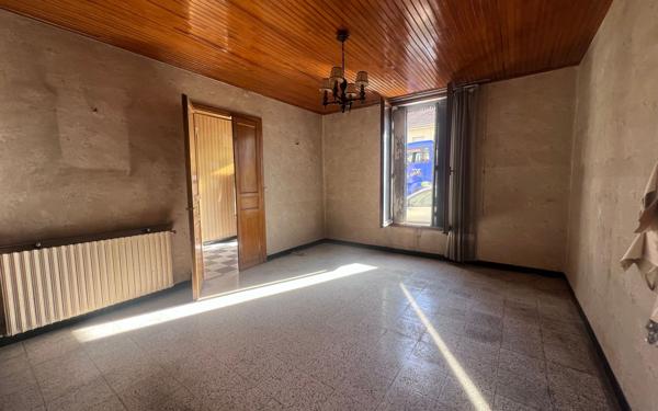 Maison à vendre    5 pièces •  Milhaud