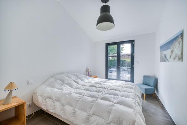 SAINT GEORGES D'OLÉRON - Villa récente de plain-pied avec piscine.