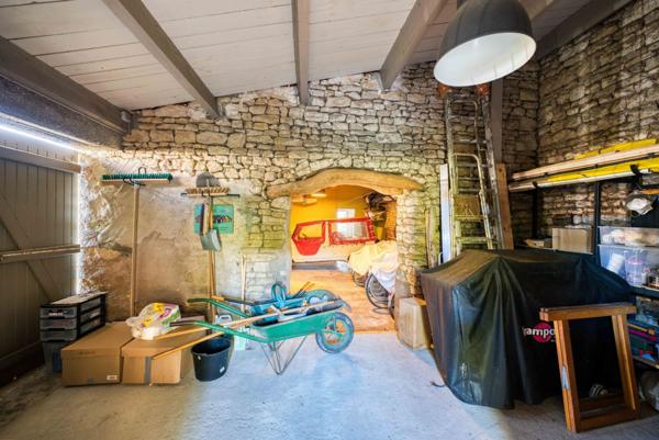 SAINT GEORGES D'OLÉRON - Villa récente de plain-pied avec piscine.