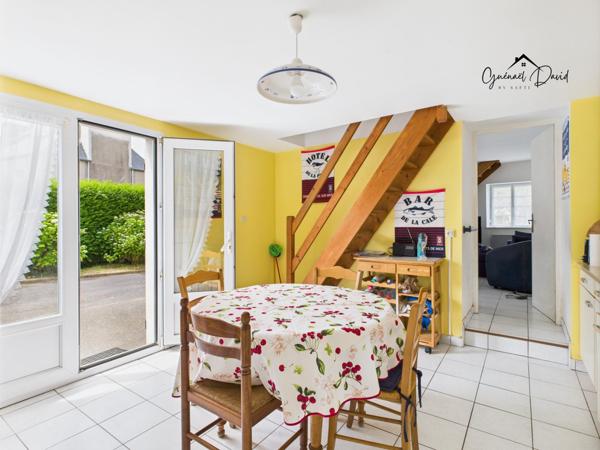 Maison avec cachet en pierre à Roscoff - Double garage, jardin clos et au calme