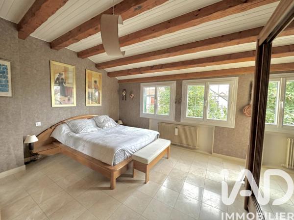 Maison à vendre 6 pièces 160 m² Rueil-Malmaison