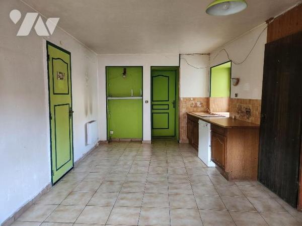 À vendre à Laferté-sur-Aube. A seulement 5 minutes de Ville-sous-la-Ferté et de l'autoroute A5,...