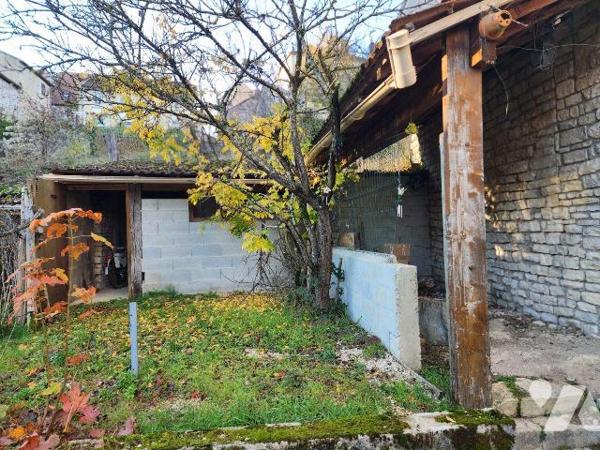 À vendre à Laferté-sur-Aube. A seulement 5 minutes de Ville-sous-la-Ferté et de l'autoroute A5,...